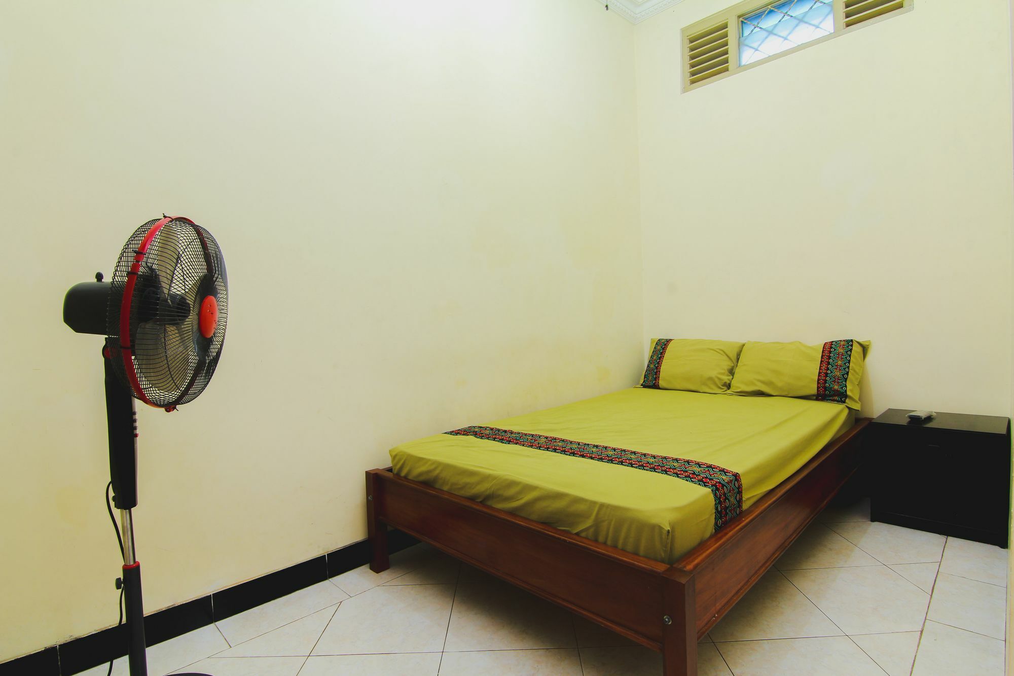 Griya Batik Giri Sekar Homestay Yogyakarta Dış mekan fotoğraf