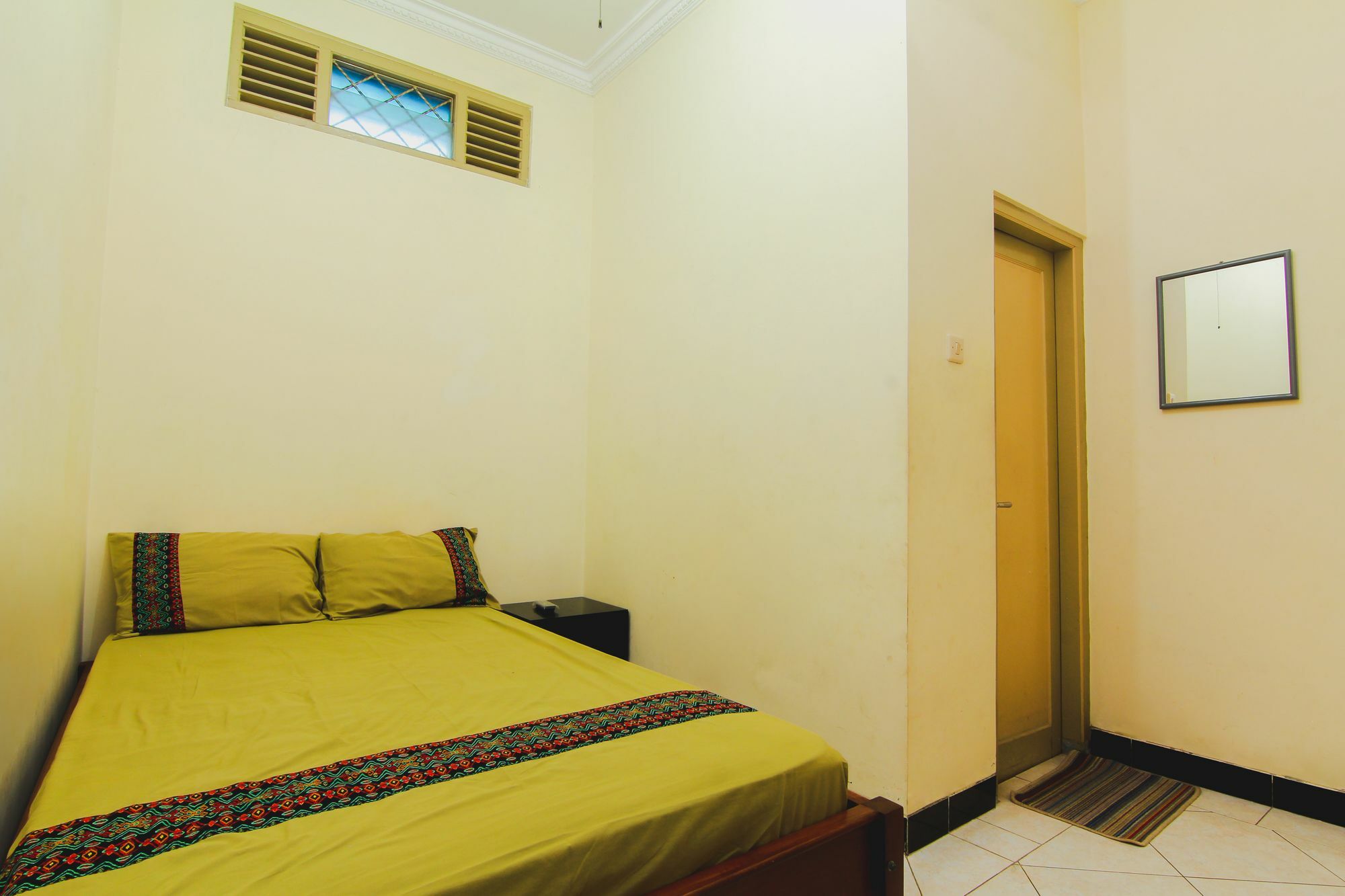 Griya Batik Giri Sekar Homestay Yogyakarta Dış mekan fotoğraf